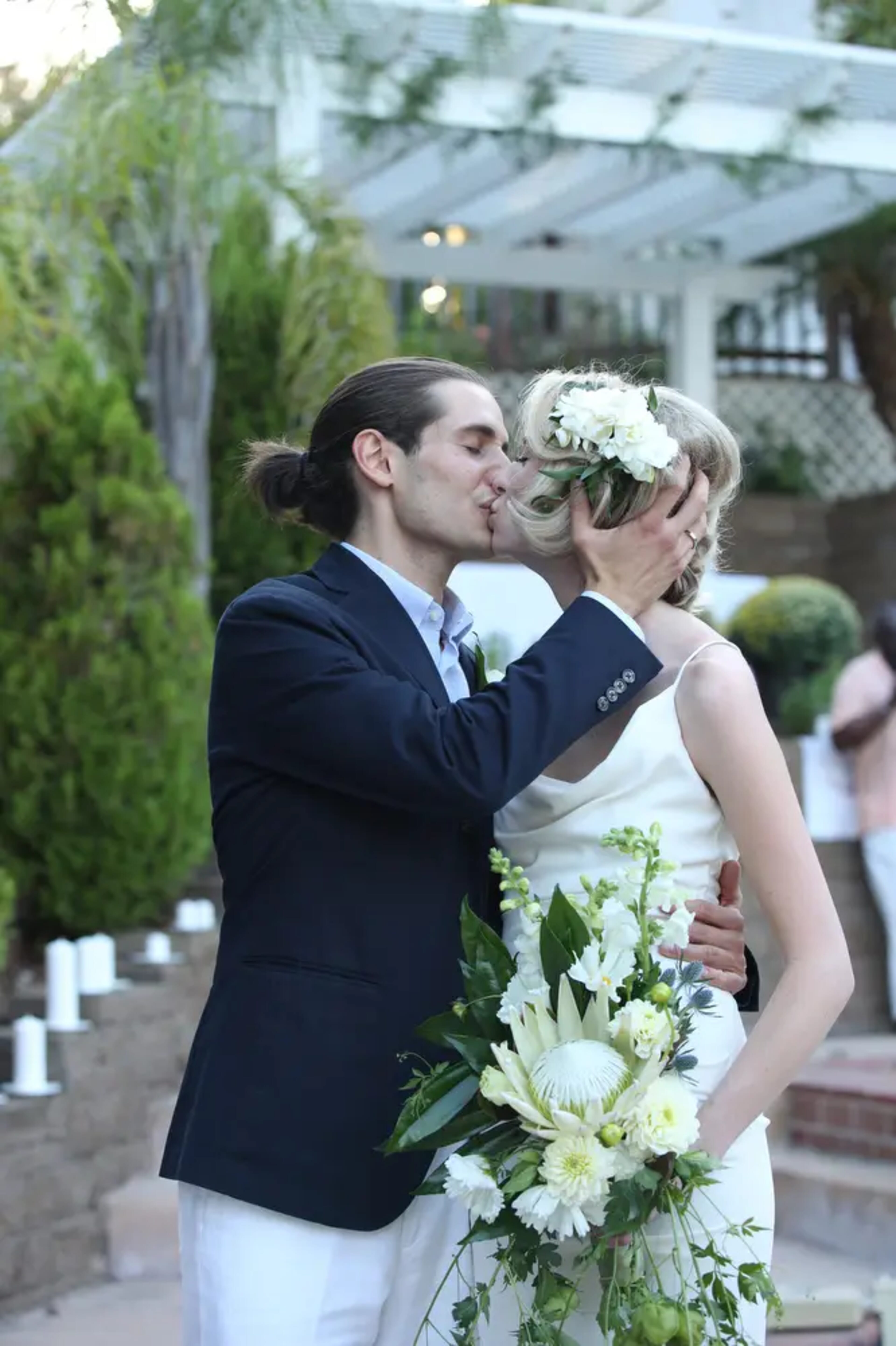 Corrado & Isabella wedding flowers by Frangipani Florist, photo 12 of 13