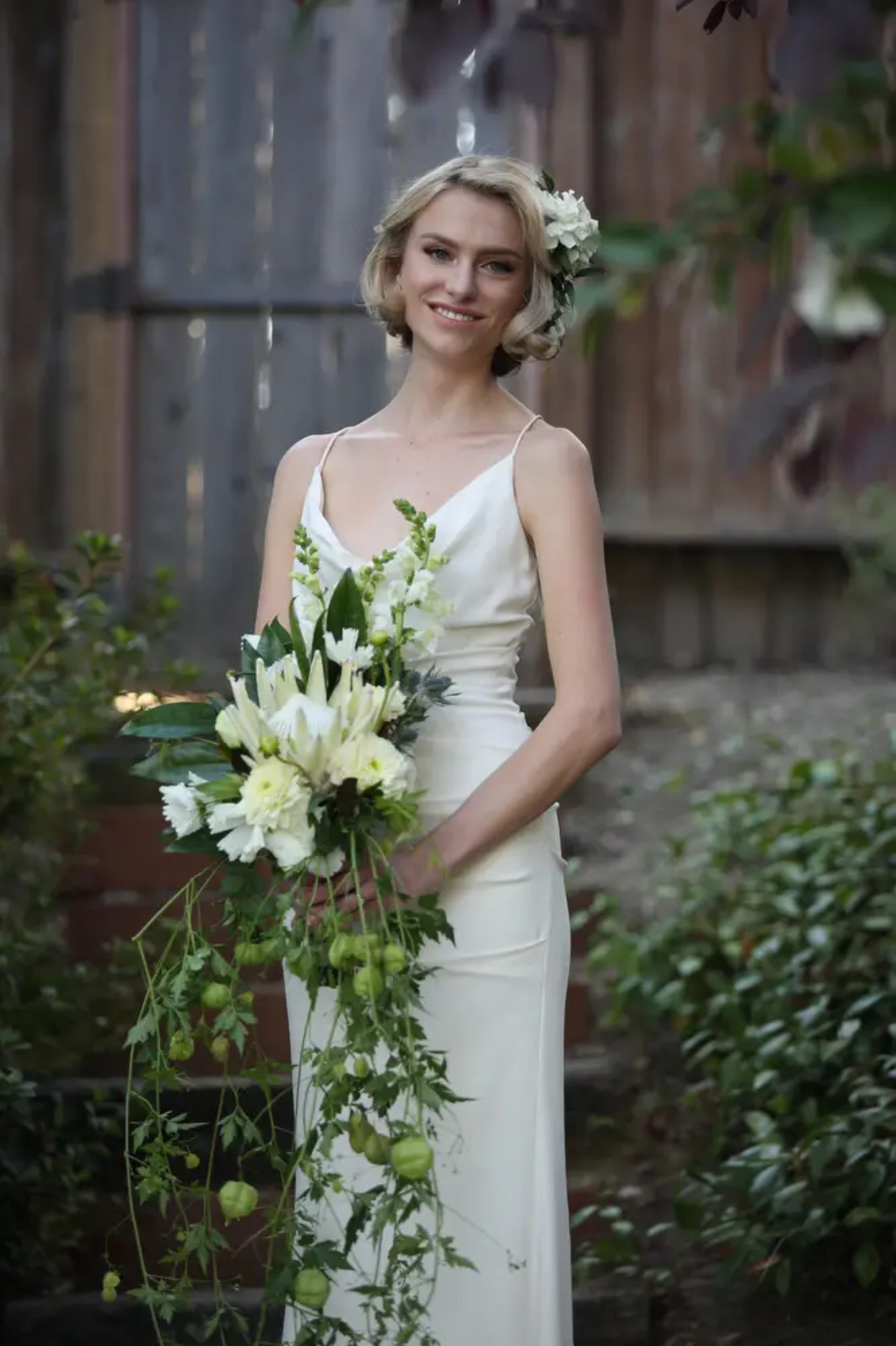 Corrado & Isabella wedding flowers by Frangipani Florist, photo 3 of 13