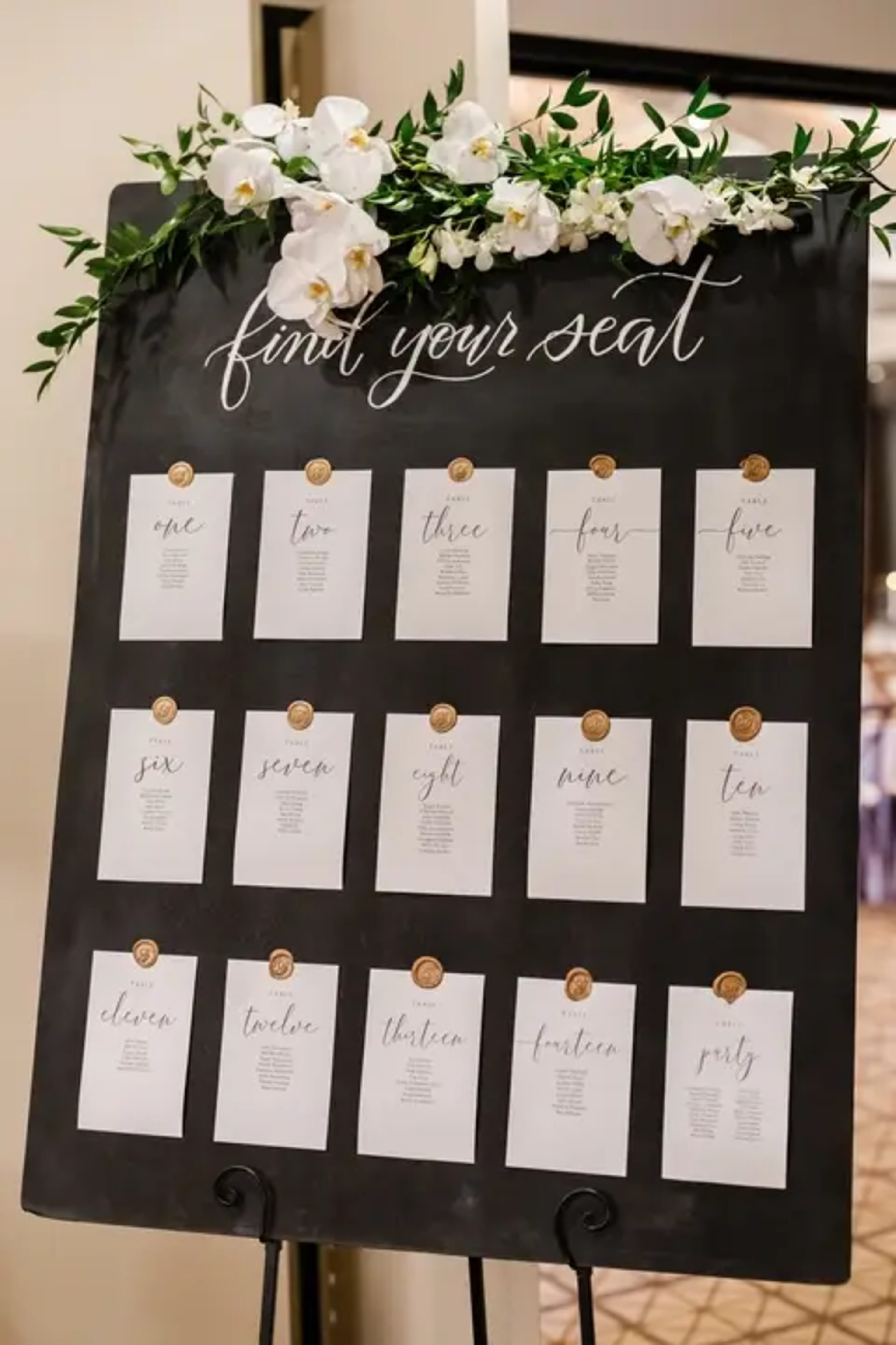 Hannah & Peter wedding flowers by Frangipani Florist, photo 15 of 27