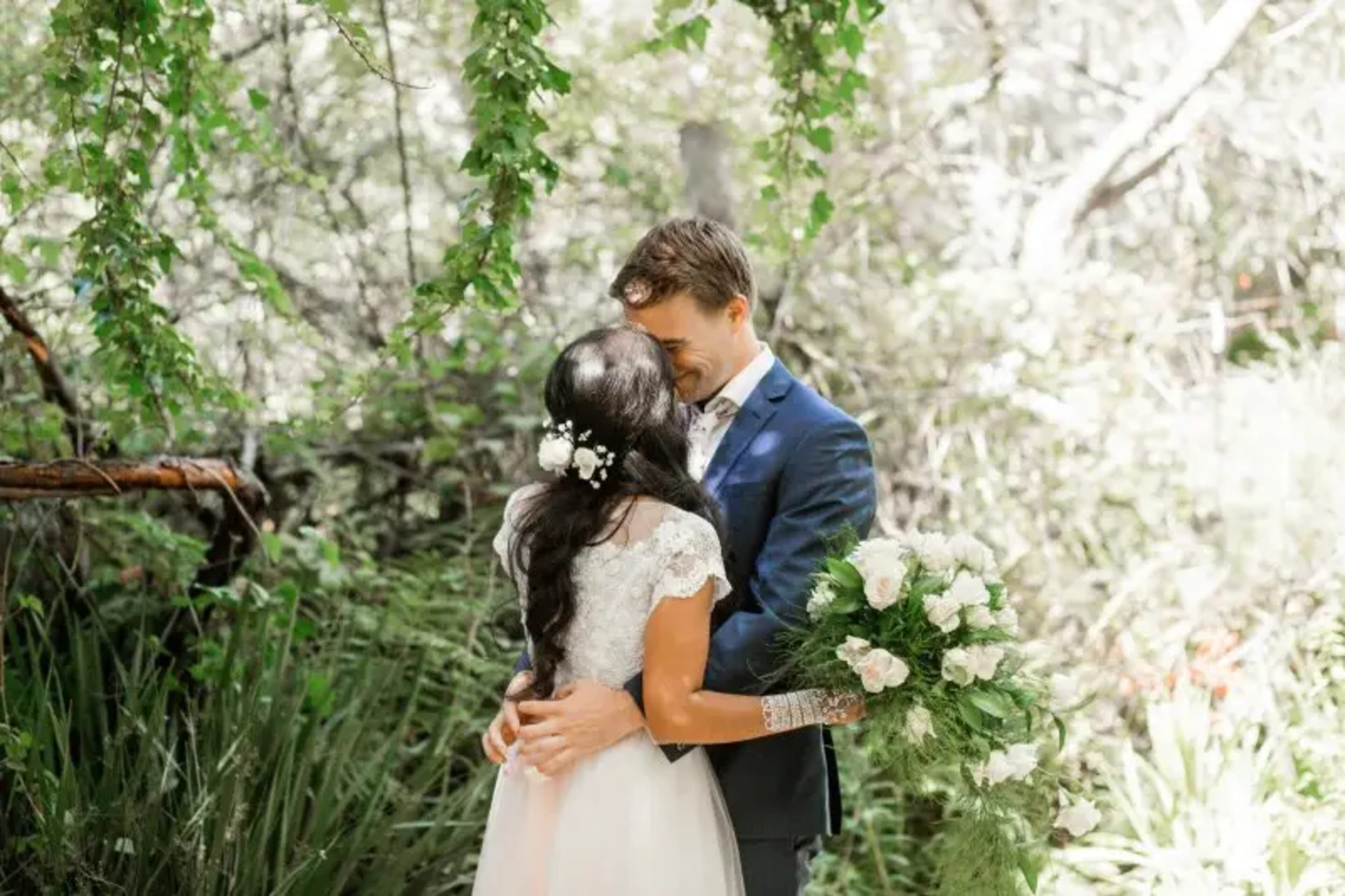 Molika & Brendon wedding flowers by Frangipani Florist