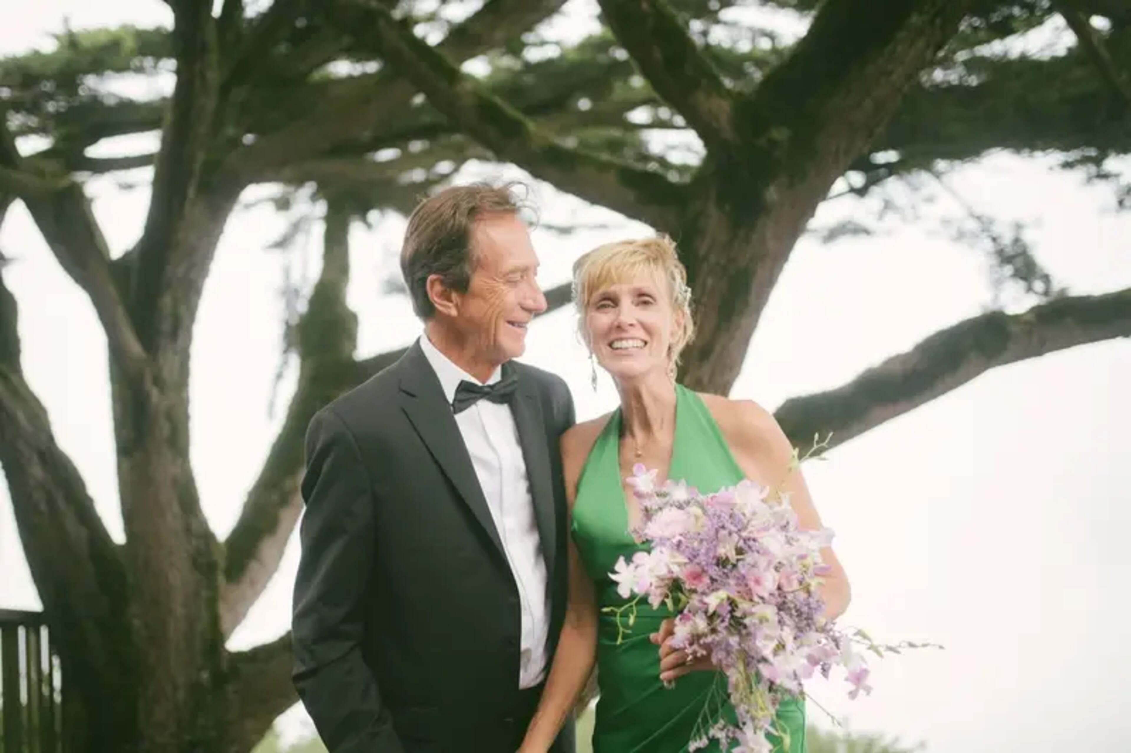 Pam & Michael wedding flowers by Frangipani Florist, photo 8 of 14