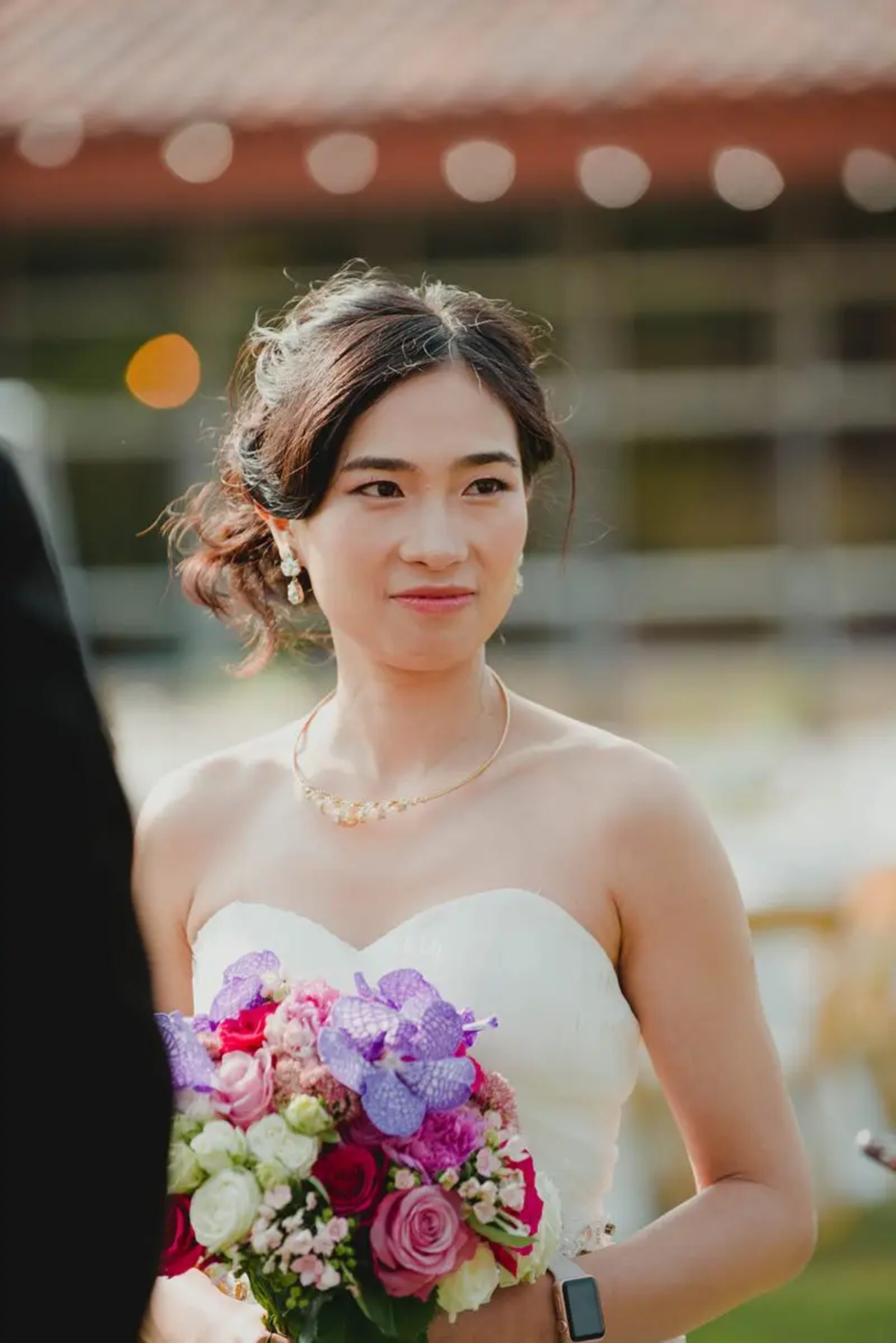 Qiyiung & Robert wedding flowers by Frangipani Florist, photo 7 of 13